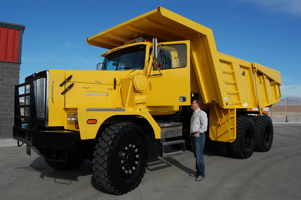 Mercedes-Benz Western Star 6900XD